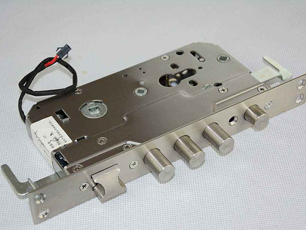 梁山24小时上门开锁公司